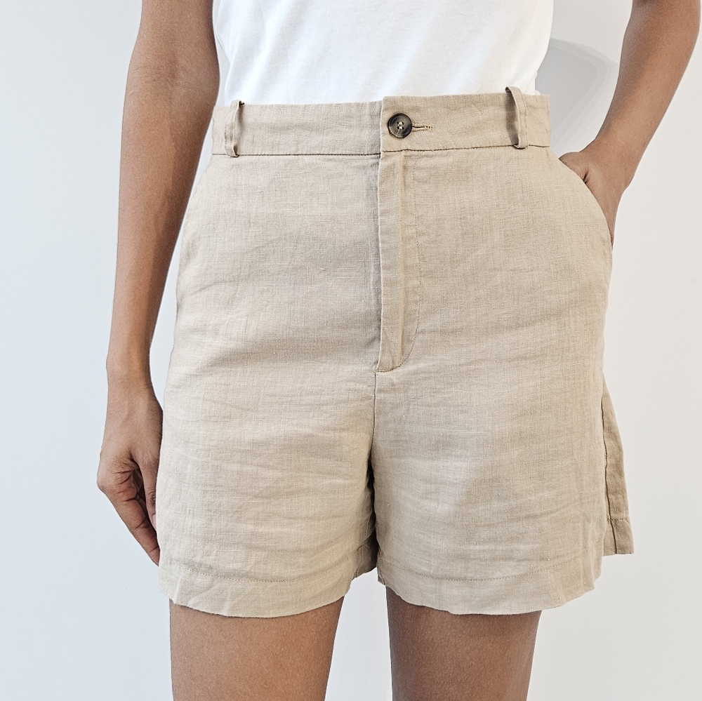 And other stories Linen shorts size 4